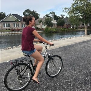 Meet your Posher, Gabriella